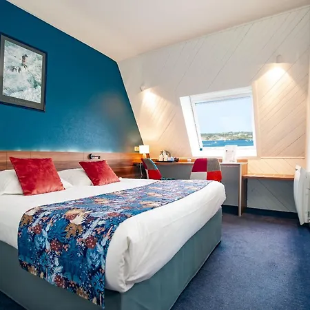 Hotel De France 3*