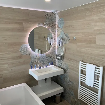 Hotel De France 3*